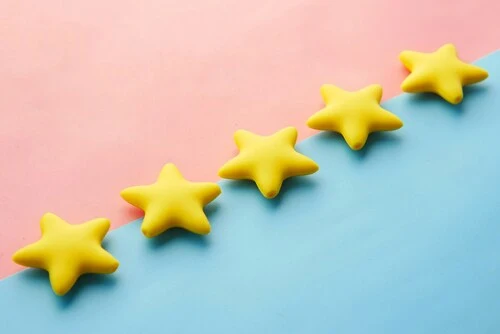 How are Horizon Europe proposals evaluated and selected?